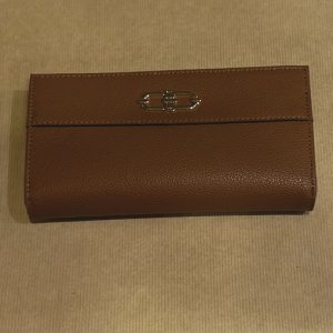 COMPAGNON FRANCINEL EN CUIR LIGNE ABIGAIL