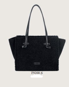 F SAC PORTE EPAULE EN SYNTHETIQUE FUCHSIA